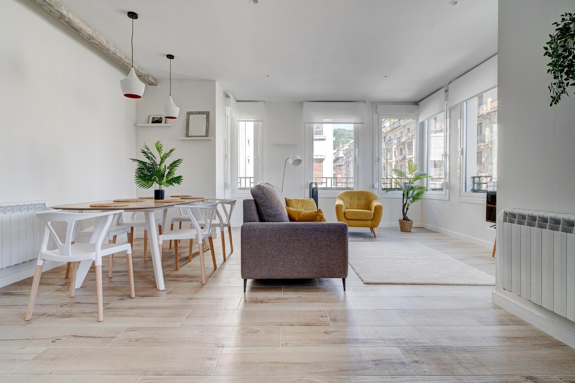 Apartamentos Gran Via By Sanse Holidays San Sebastián Zewnętrze zdjęcie