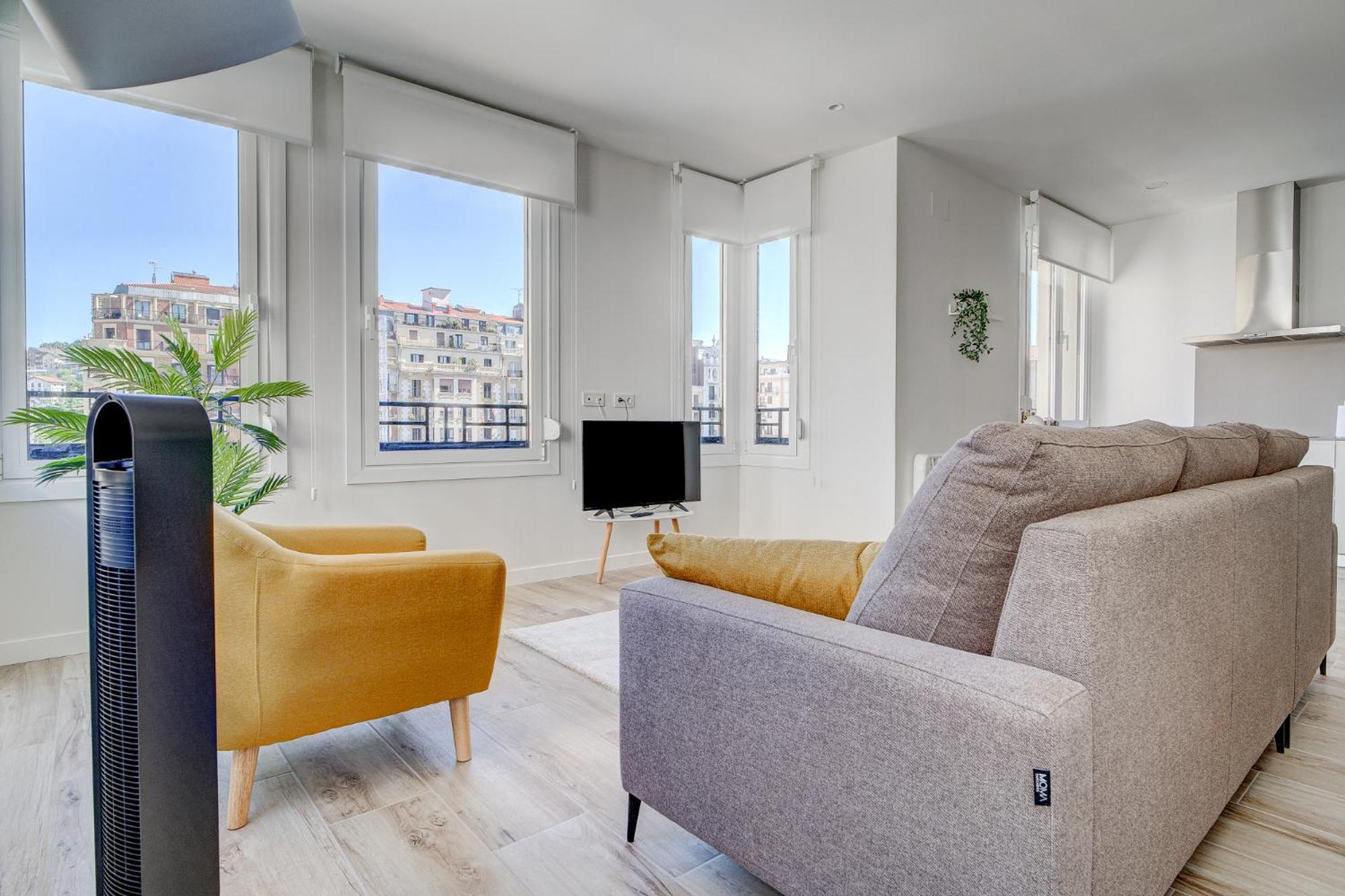 Apartamentos Gran Via By Sanse Holidays San Sebastián Zewnętrze zdjęcie