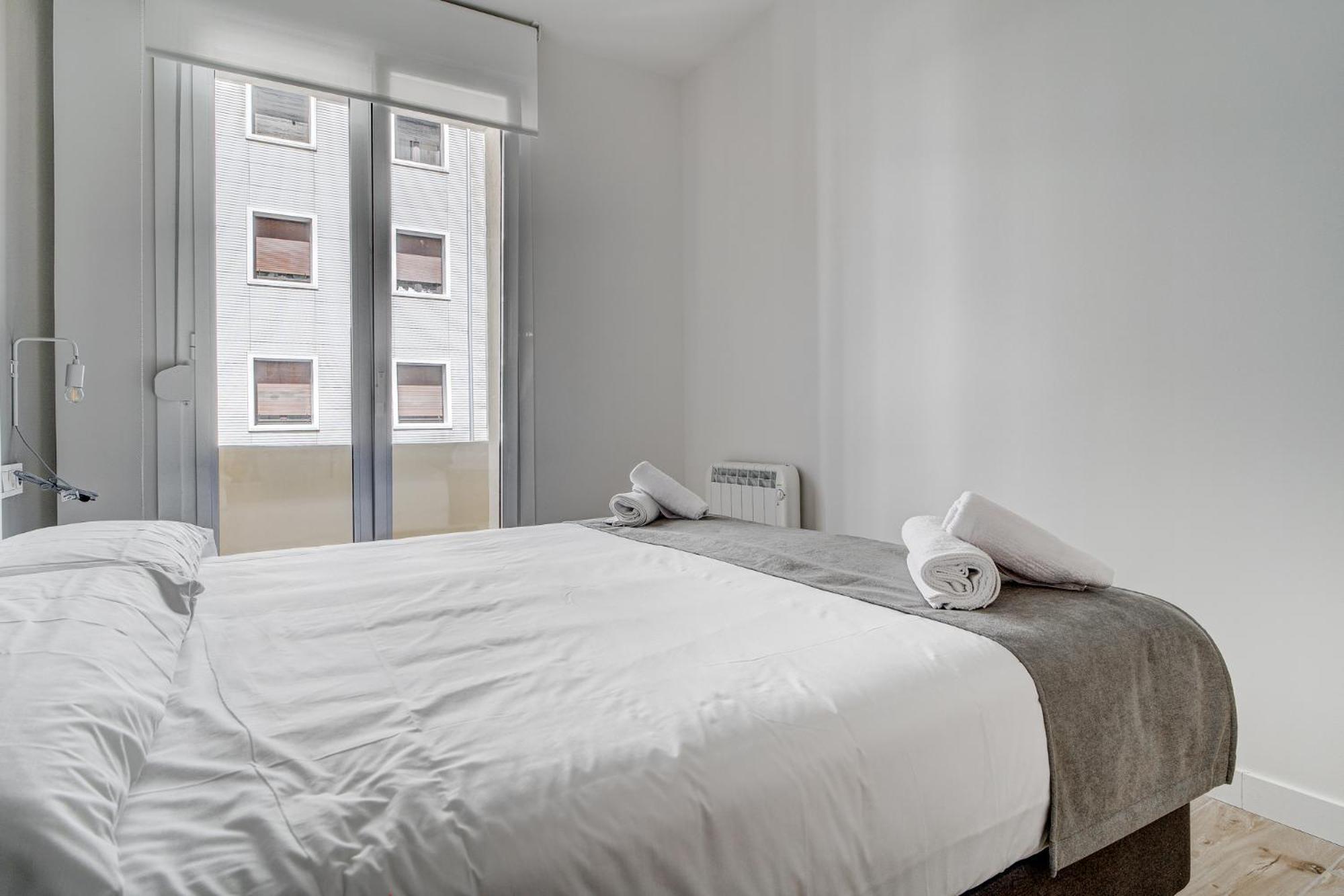 Apartamentos Gran Via By Sanse Holidays San Sebastián Zewnętrze zdjęcie