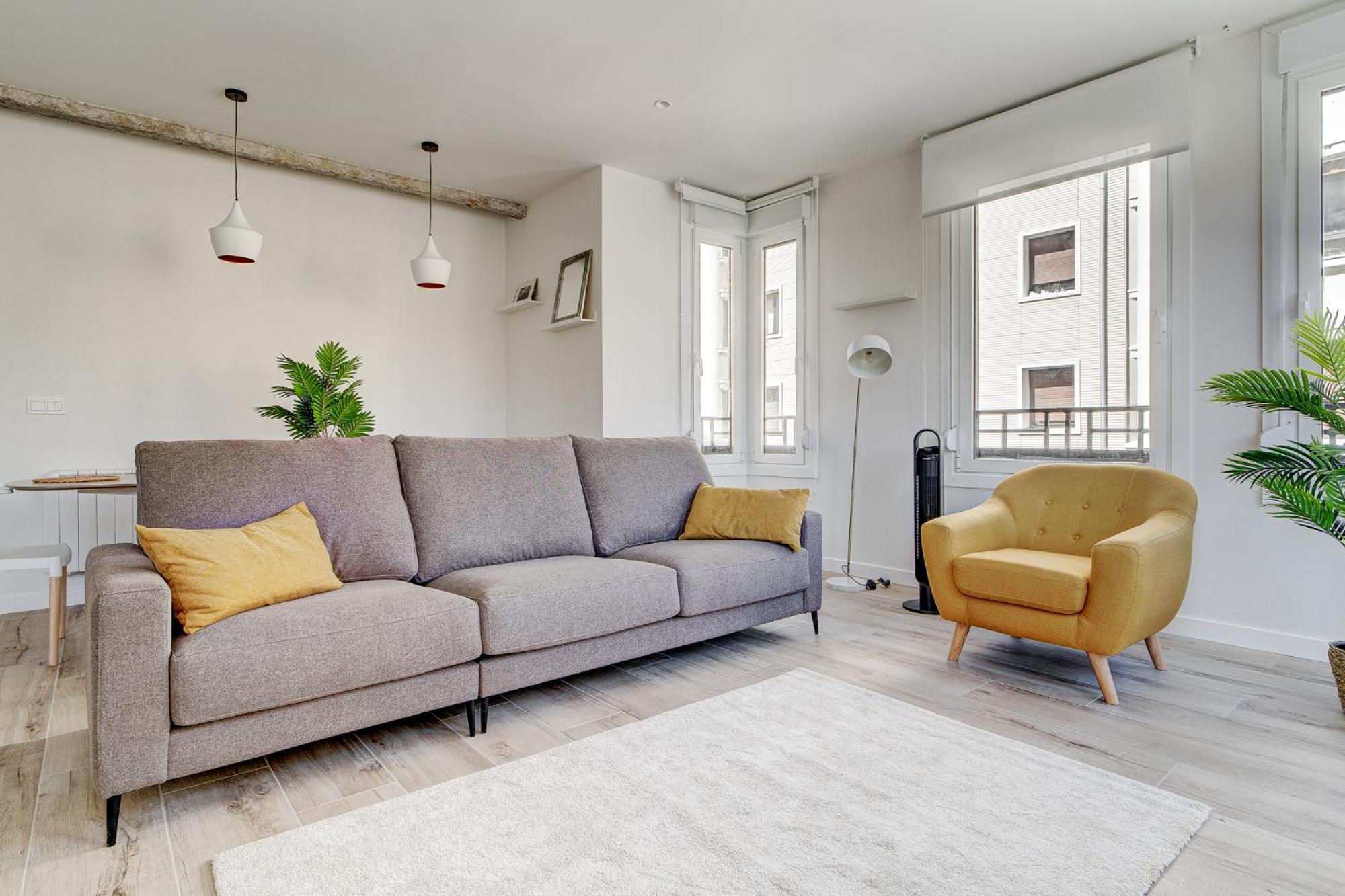 Apartamentos Gran Via By Sanse Holidays San Sebastián Zewnętrze zdjęcie