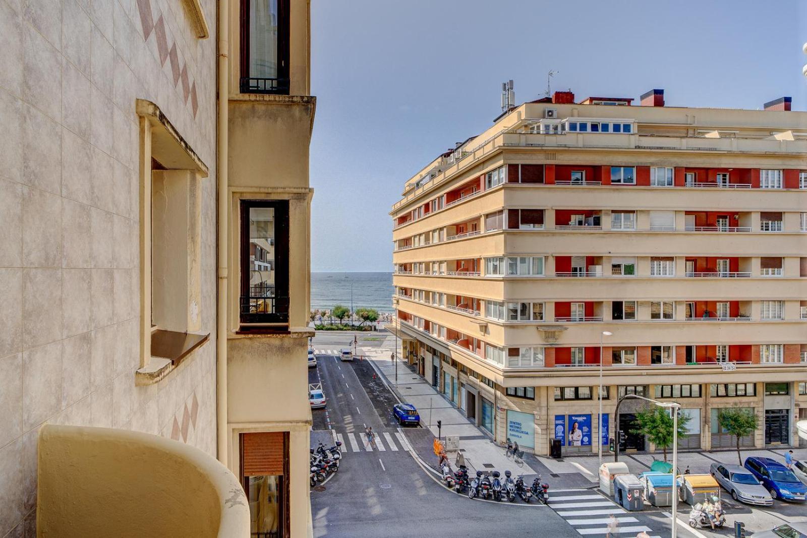 Apartamentos Gran Via By Sanse Holidays San Sebastián Zewnętrze zdjęcie