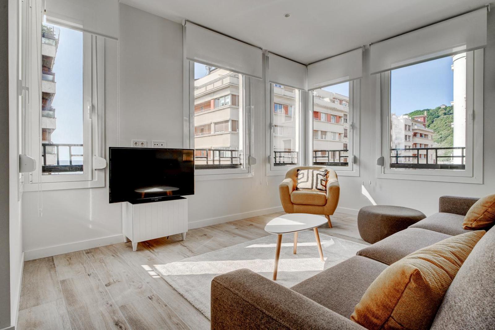 Apartamentos Gran Via By Sanse Holidays San Sebastián Zewnętrze zdjęcie