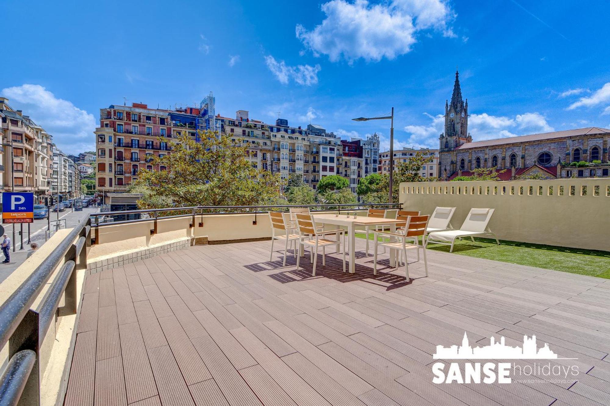 Apartamentos Gran Via By Sanse Holidays San Sebastián Zewnętrze zdjęcie