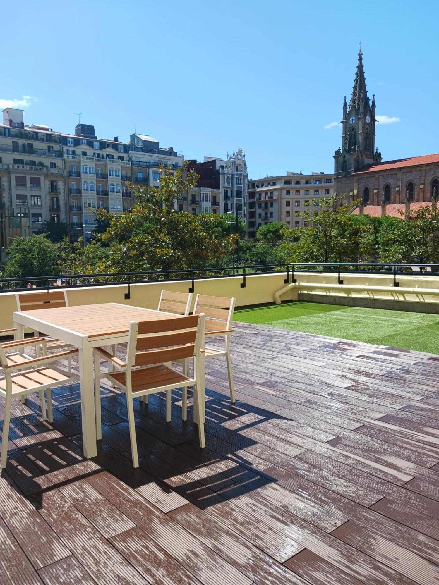 Apartamentos Gran Via By Sanse Holidays San Sebastián Zewnętrze zdjęcie