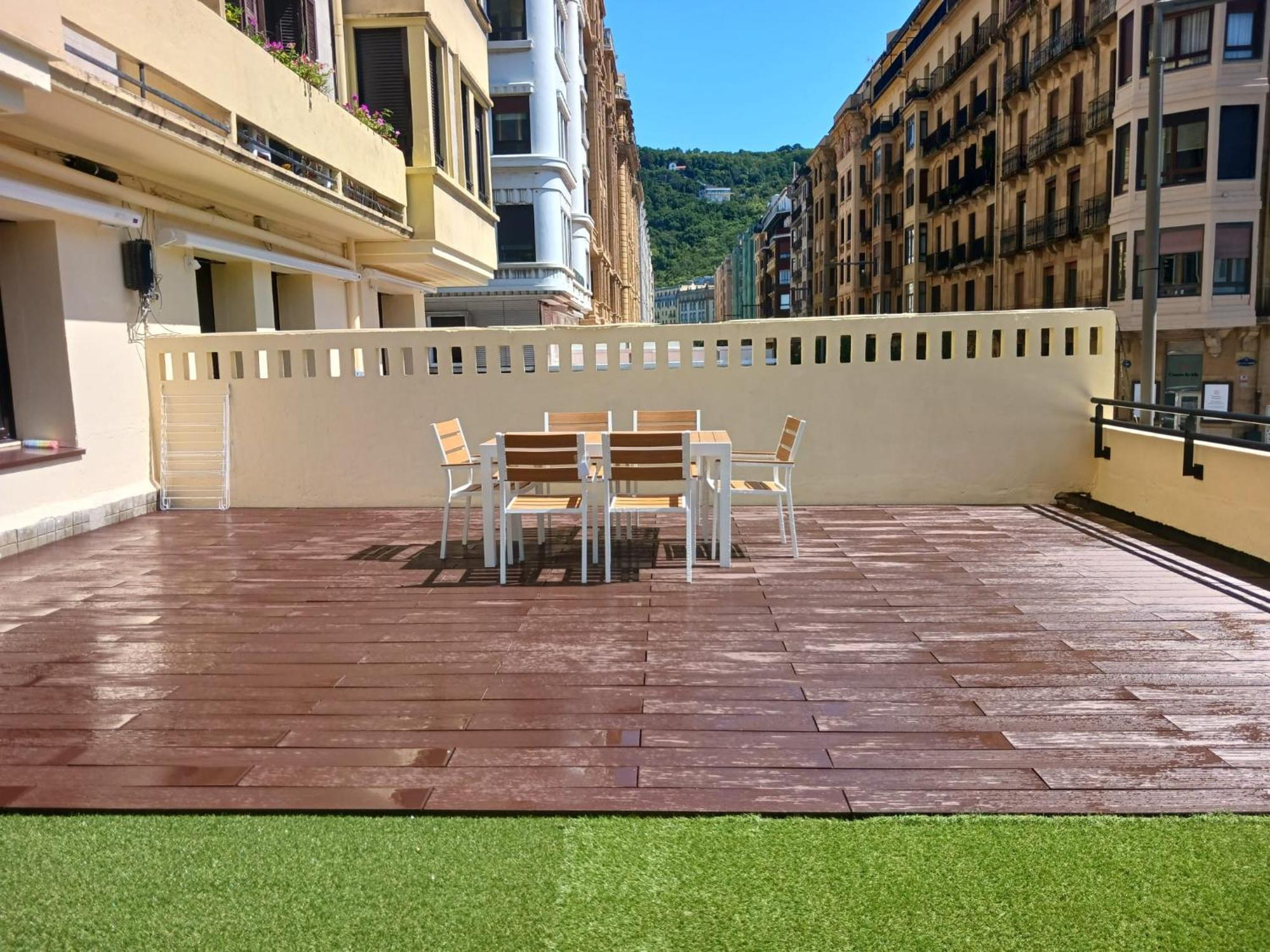 Apartamentos Gran Via By Sanse Holidays San Sebastián Zewnętrze zdjęcie